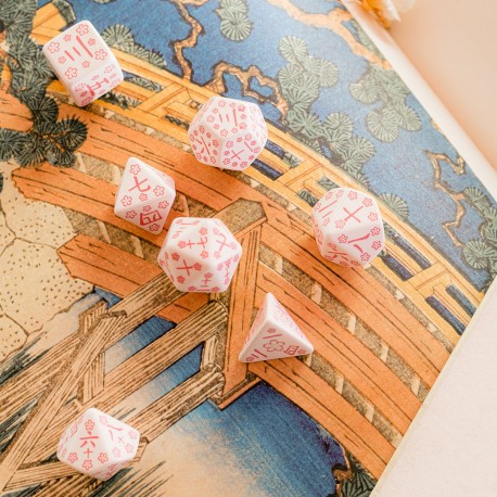 Q Workshop: Japanese Dice Set: Cherry Blossom Petals